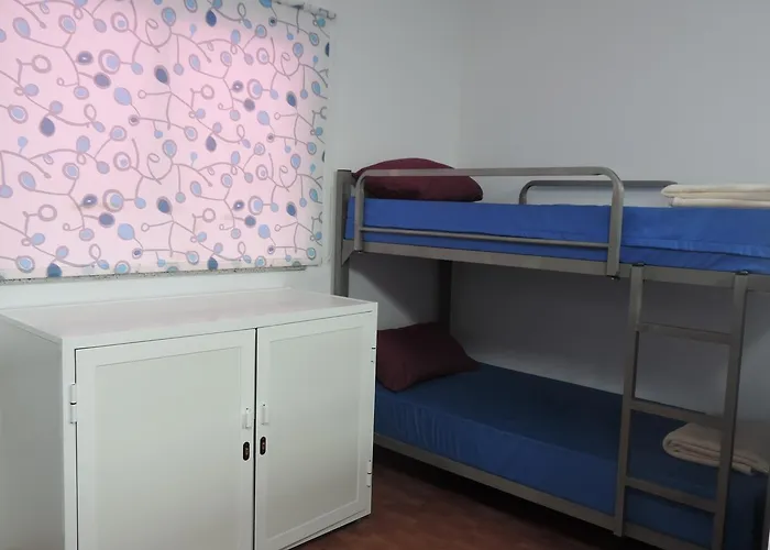 Albergue-pension Cabo Da *